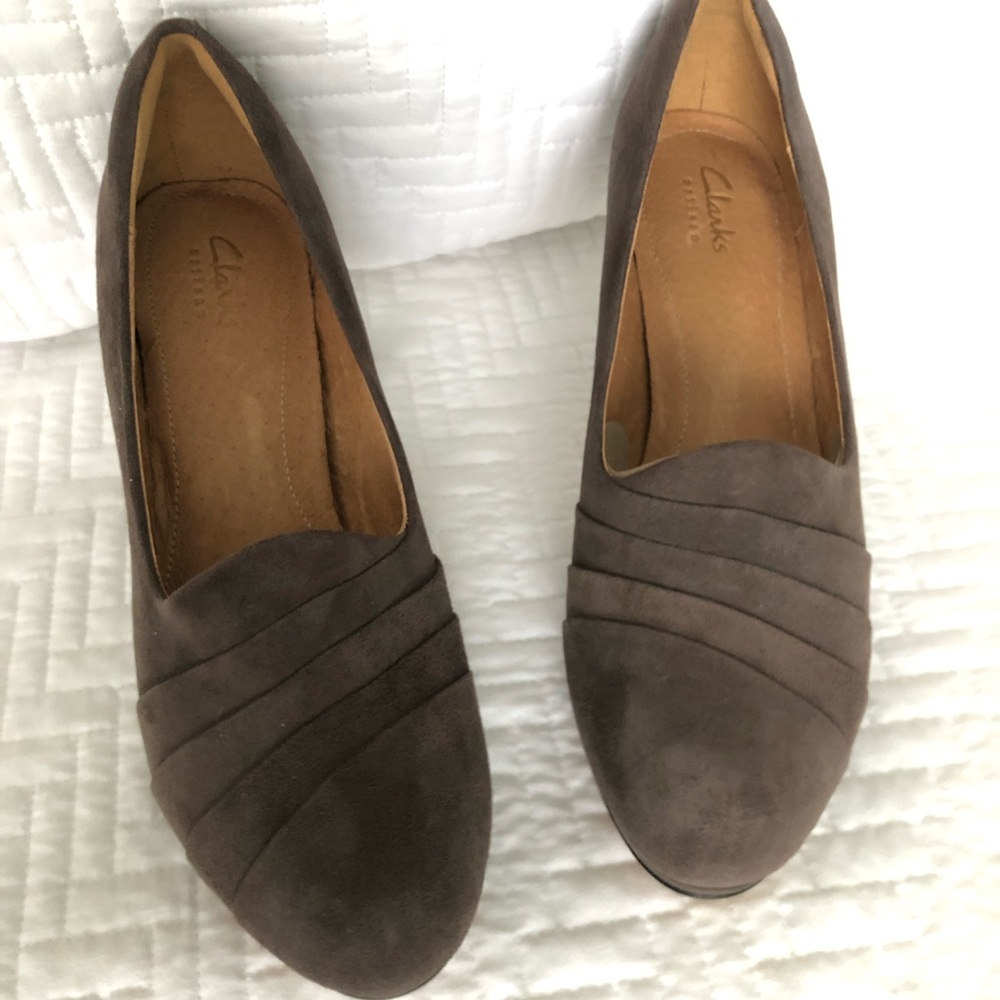 Clarks Delsie Joy heel size 7.5 M *NEW in box*